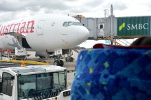 成田空港非公開エリア巡る　ふるさと納税返礼品で　客室乗務員とバスツアー