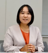 非正規１人親を経験　白石　ちよ ４８　共産新　２区　【衆院選　千葉県内候補者の横顔】