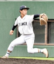 １年岩下が好救援　千葉黎明　第７７回秋季関東地区高校野球大会