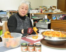 売れない「柿」買い取ります　大多喜の中田さん、みそ造り材料に　カメムシ、猛暑で傷物