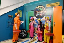 自動車整備士に挑戦　２１日から新プログラム　カンドゥー　幕張