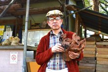 縄文愛の炎燃やす　加曽利貝塚土器づくり同好会会長・宮間秀規さん（７３）　【ひと模様】