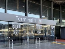 年末年始、出入国が増加　成田空港は２４％増９６万８０００人　９連休影響か　渡航先は韓国最多