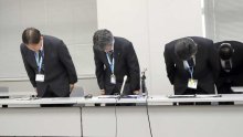 【速報】「魔が差した」「励ましのつもり」児童生徒の体触る　小学校、高校の教諭２人を免職処分　千葉県教委