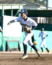 物怖じしない右腕　岩下竜典　投手　２年　【八街から聖地へ　千葉黎明初のセンバツ】選手紹介