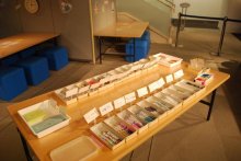 最新技術の文具触れて学べる　千葉市科学館で企画展　各世代興味津々　紙アートやペン作り体験も