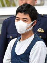 現場から同一ＤＮＡ型　強殺未遂容疑で男送検　自宅から刃物押収、容疑否認　成田の夫妻切り付け事件