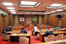 多古町議会の議長選、計２６回なお決まらず　勢力拮抗、あきれる町民　学識者「反省し話し合いを」