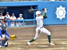 高貝、自信胸に夏へ　専大松戸　第７７回春季関東地区高校野球大会　決勝