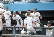 専大松戸が３年連続７度目Ｖ　習志野を６―３で下す　第７８回春季千葉県高校野球大会