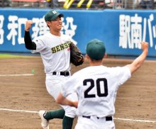 【速報】専大松戸、センバツ覇者の横浜破る　関東王者懸け健大高崎と決勝　第７７回春季関東地区高校野球大会　準決勝