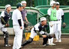 総力戦で２年ぶり聖地へ　投手充実、関東準Ｖ自信に　専大松戸　【熱闘は間近に　２０２５年　千葉高校野球】（中）