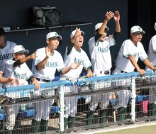 選手経験生かしサポート　若松の記録員・藍さん　第１０７回全国高校野球　千葉大会　第１１日