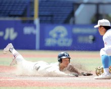 井上（習志野）１点差に迫る三塁打　第１０７回全国高校野球　千葉大会　第１４日