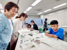 千葉空襲、児童が伝える　体験聞き取り学び、新聞制作　コープみらい平和学習　【戦後８０年ちば】