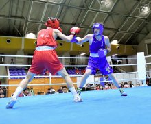 ライバルとの打ち合い制す　ボクシング・片岡（習志野）バンタム級Ｖ　全国高校総体　第１１日