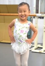 【動画あり】「早く踊りたい」　２歳で小児がんの少女、病室で夢見たバレエの舞台へ　柏市の今村なつちゃん（４）