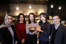 イスラム教徒も、日本のラーメン楽しんで　配慮の食材使用　田所商店と神田外語大、ハラールラーメン開発