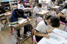 新聞活用し思い考え表現　茂原市立豊岡小学校　【ＮＩＥ報告　千葉県内実践校の取り組み】