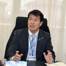 「稼げる自治体」目指す　空港機能強化雇用受け皿に　初当選の金塚学・酒々井町長　【インタビュー】