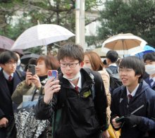 【追記あり】千葉県公立高入試で合格発表　喜び共有、目標かみしめ　春からの進学に意気込み