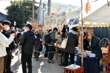 人口５６００人の町に７万人来場！　発酵の里・千葉県神崎町で酒蔵まつり　老舗蔵元の日本酒満喫