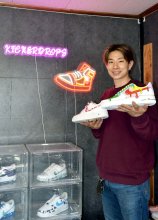 船橋発ブランド全国へ　スニーカーペイント店を開業、予約が困難になるほど人気に　金子春輝さん（２９）　【ひと模様】