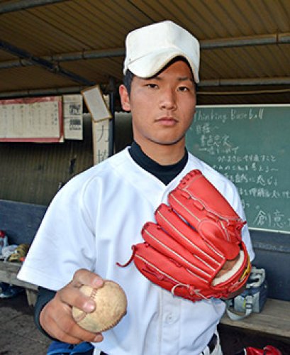 「私立には負けたくない」と意気込む松戸国際の２年生エース植谷＝松戸国際ラウンド