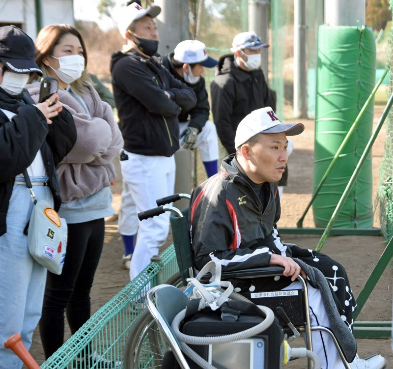 「また野球がしたい」　ＡＬＳの元球児、木更津総合ＯＢらが激励試合　苦しい時も仲間、固い絆支えに