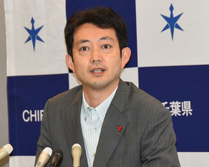 八街市での児童５人死傷事故を受け、通学路の緊急一斉点検などを指示した熊谷知事＝２９日、県庁