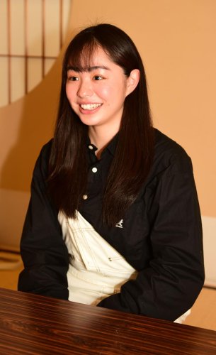 インタビューに応じる佐藤美咲さん＝船橋市
