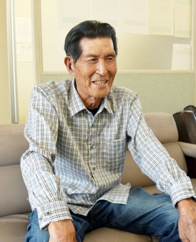 父への思いを語る石井さん＝松戸市