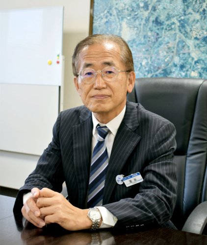 インタビューに応じた北総鉄道の室谷社長＝４日、鎌ケ谷市