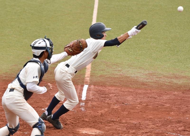 市川４７年ぶり制覇　４対３で拓大紅陵下す　秋季千葉県高校軟式野球・決勝戦