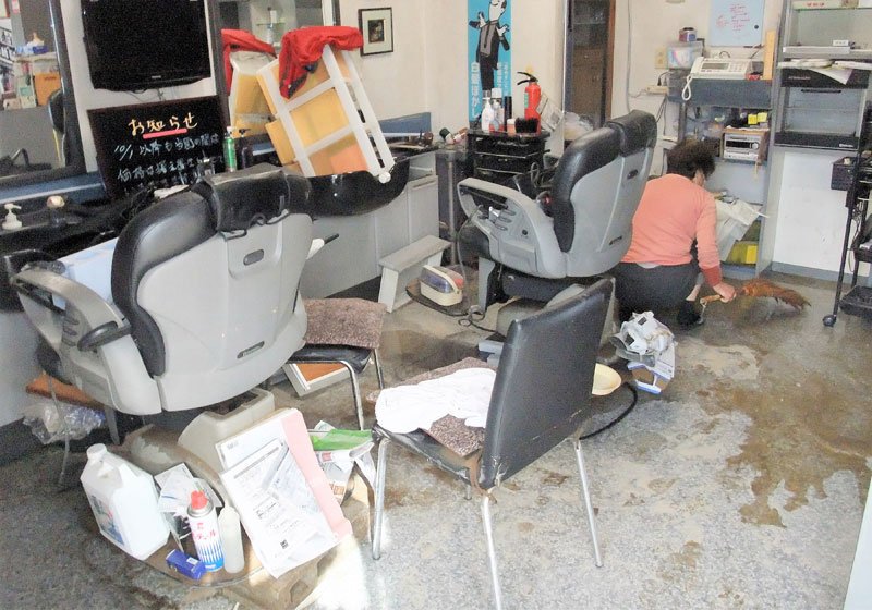 濁流にのまれた理髪店、親子で再建　コロナ追い打ちも、多くの支援受け　長柄　【房総台風豪雨３年】