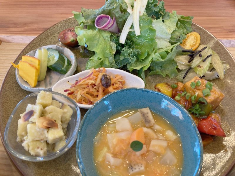 食を通じて健康サポート　銚子の石毛さん、農家レストラン開店　自家野菜・地元食材使い提供　千葉