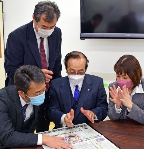 「涙止まらず」「感激した」　錣山部屋茂原後援会が祝福　大相撲・阿炎関が初優勝