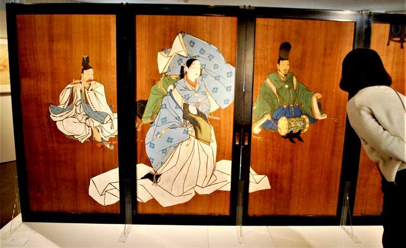 磯田長秋が描いて船橋大神宮に奉納した「静御前」＝船橋市民ギャラリー
