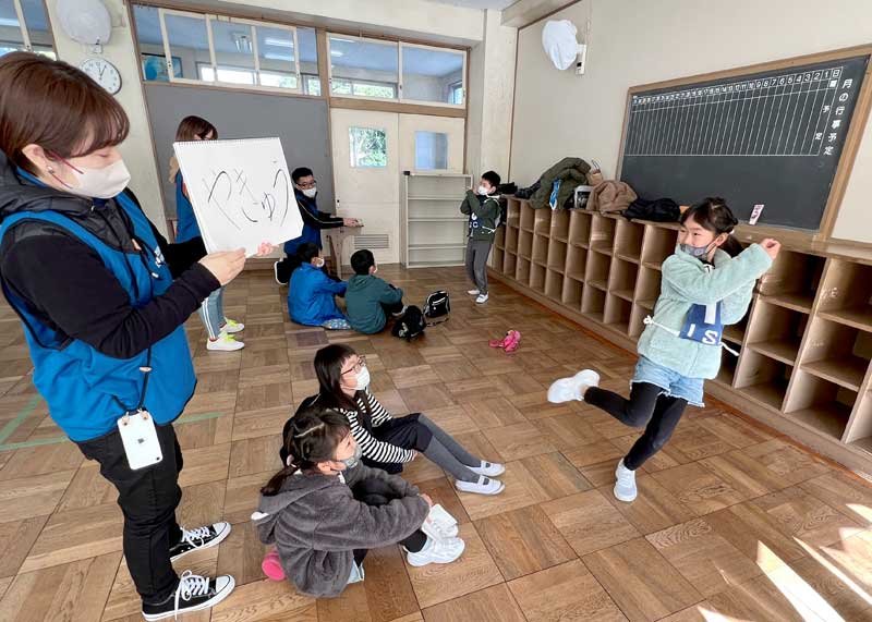目指せ！市原クイズ王　力合わせ解答、友情深める　小学生３２チーム