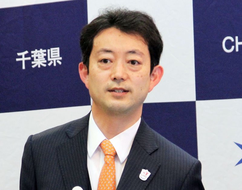 定例記者会見で質問に答える熊谷知事＝１９日、県庁
