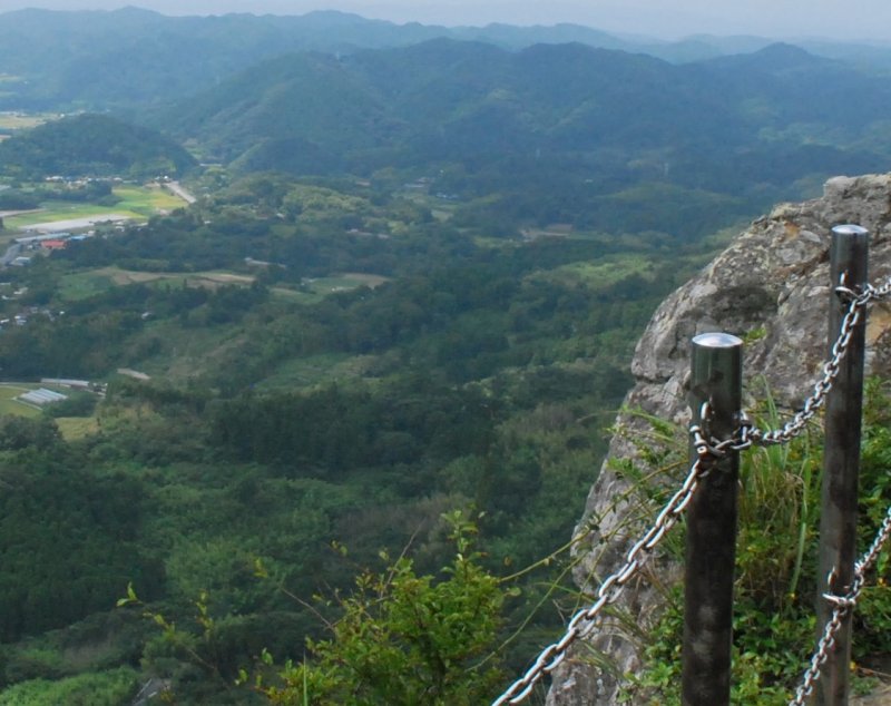 伊予ケ岳の山頂＝南房総市（イメージ写真）
