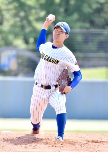 千葉日大一－中央学院　２番手で登板した中央学院の村田＝ゼットエー