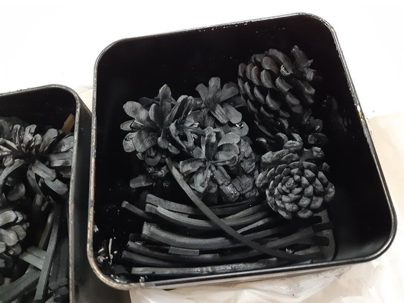 体験キットを使って作った花炭（千葉市提供）
