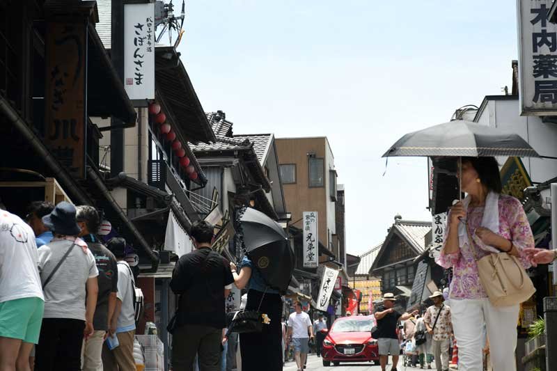 千葉県内、今夏一番の暑さに　千葉市の小学校で児童６人搬送　市原、我孫子など３５度超え