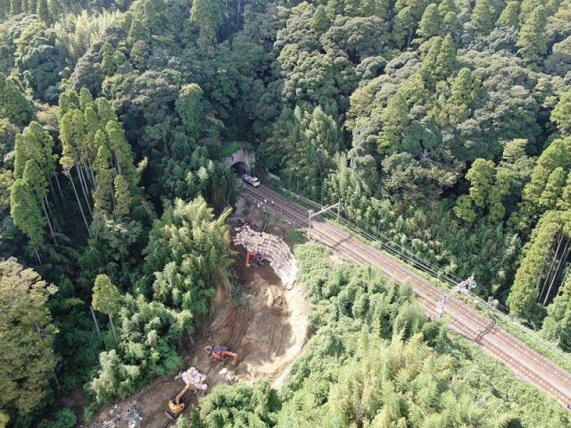 【速報】ＪＲ外房線１２日始発から運転再開　土気―大網間の土砂崩れ、復旧作業早まる