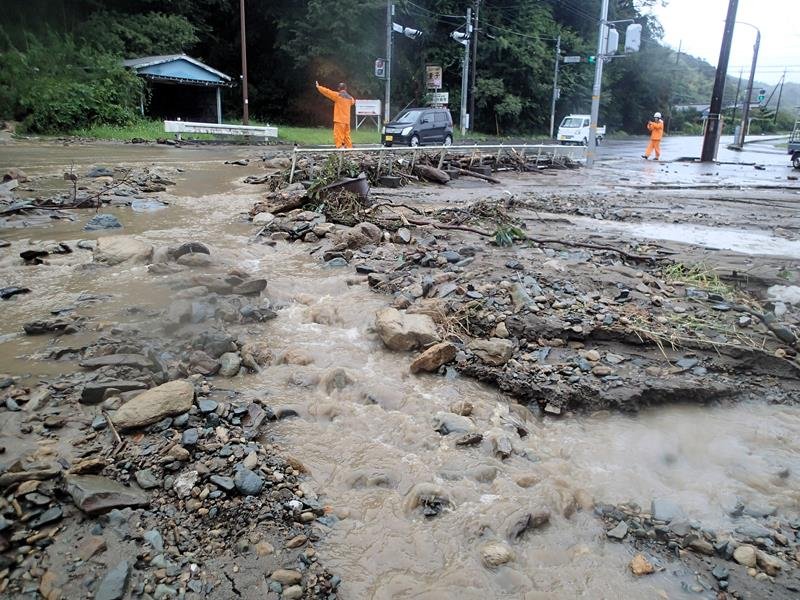 【写真特集】台風１３号　水の脅威各地に【ページ下部に写真複数あり】