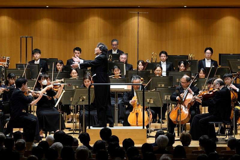 「アジアオーケストラウィーク２０２３」で演奏する千葉交響楽団＝東京都新宿区（日本オーケストラ連盟提供）

