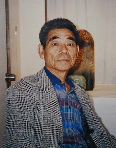 ゴジラ先生のアート一堂に　御宿で川名敏之さん回顧展　絵画と陶芸、愛した海テーマ