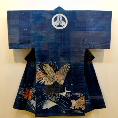 子の成長願う祝い着　いすみ市郷土資料館　企画展「めでたい模様II」　最古級の万祝、振り袖など５０点