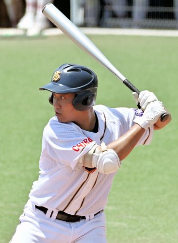 拓大紅陵─昭和学院　９回表昭和学院２死、代打で打席に立つ細川＝ゼットエー